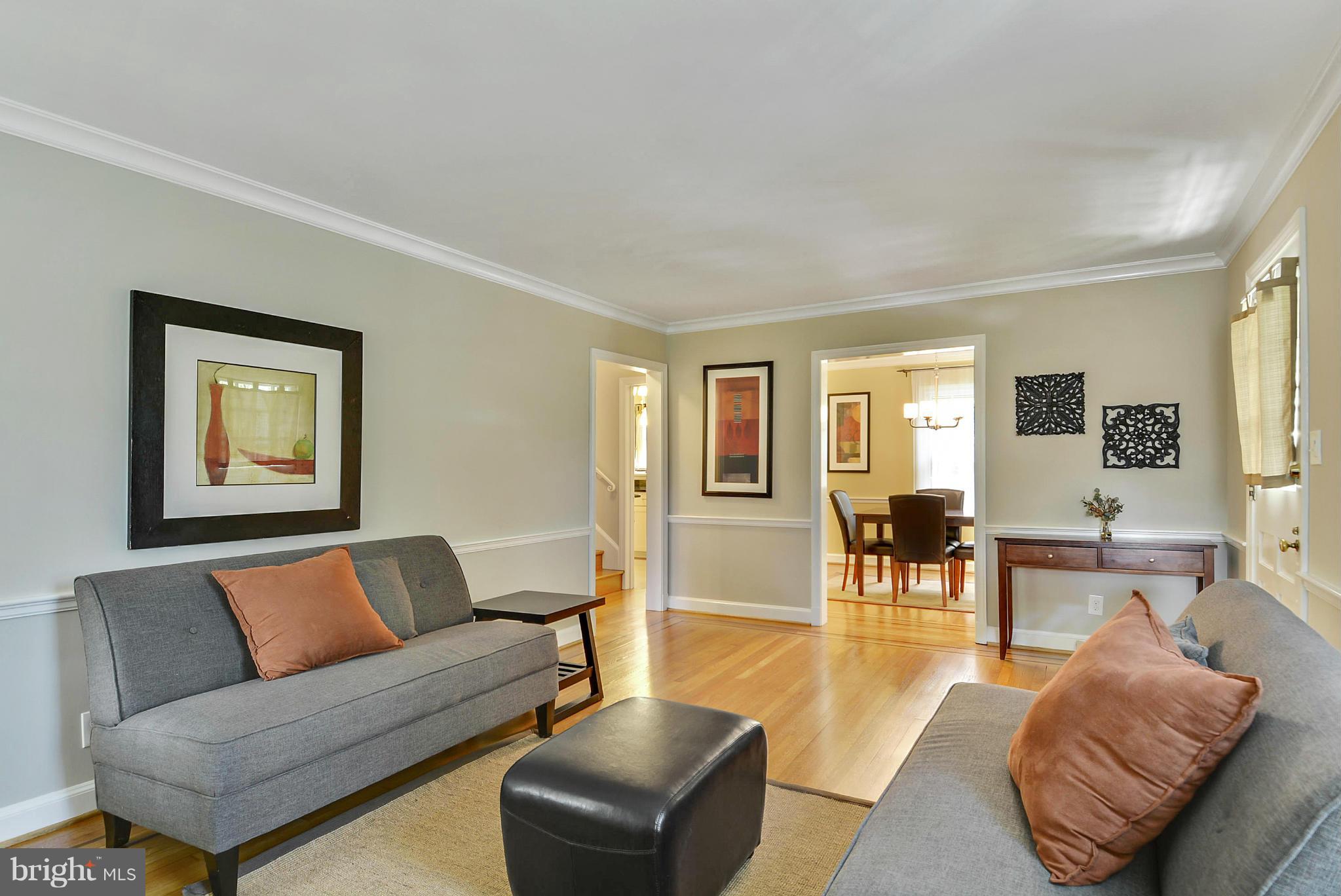 619 Greenbrier Drive Silver Spring, MD 20910 - Photo 4 of 30 a living room with furniture and a wooden floor