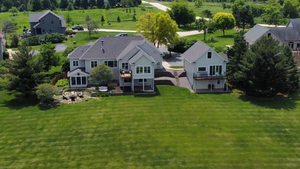 $750,000 | 30156 715th Street, Lake City, MN 55041