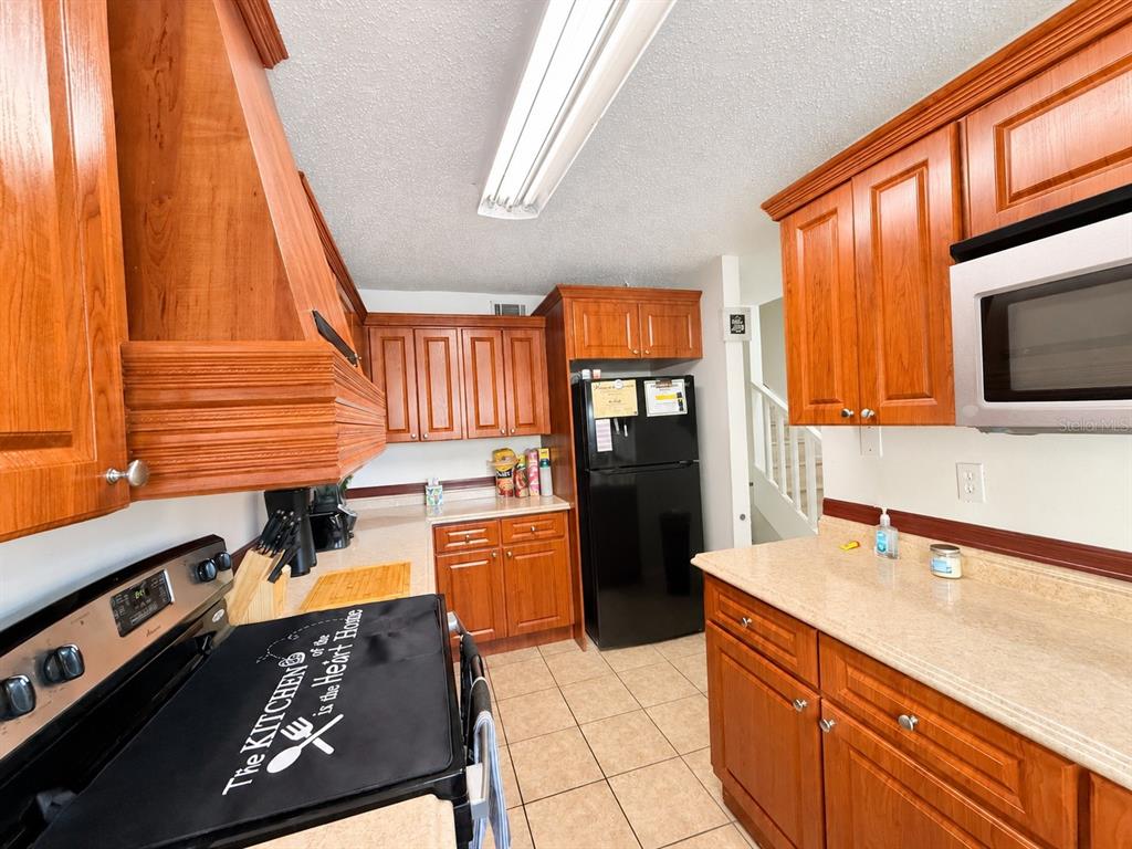 7535 Abonado Road, Unit B Tampa, FL 33615 - Photo 6 of 22 Gallery Image 6