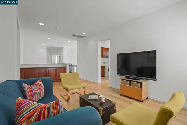 $825,000 | 504 Silverspur Lane, Oakley, CA 94561