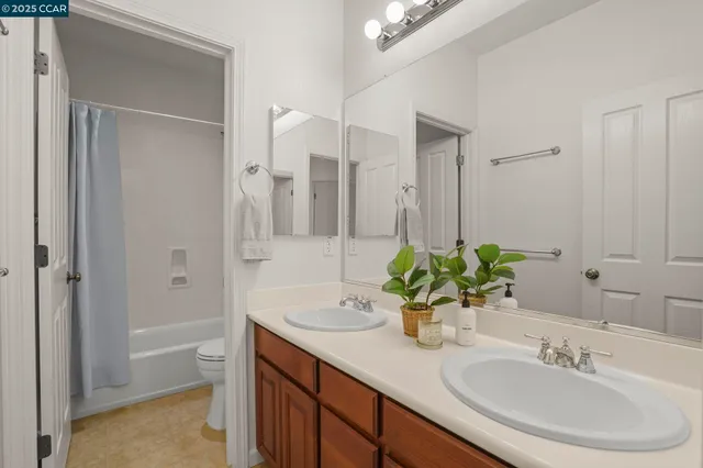 $825,000 | 504 Silverspur Lane, Oakley, CA 94561