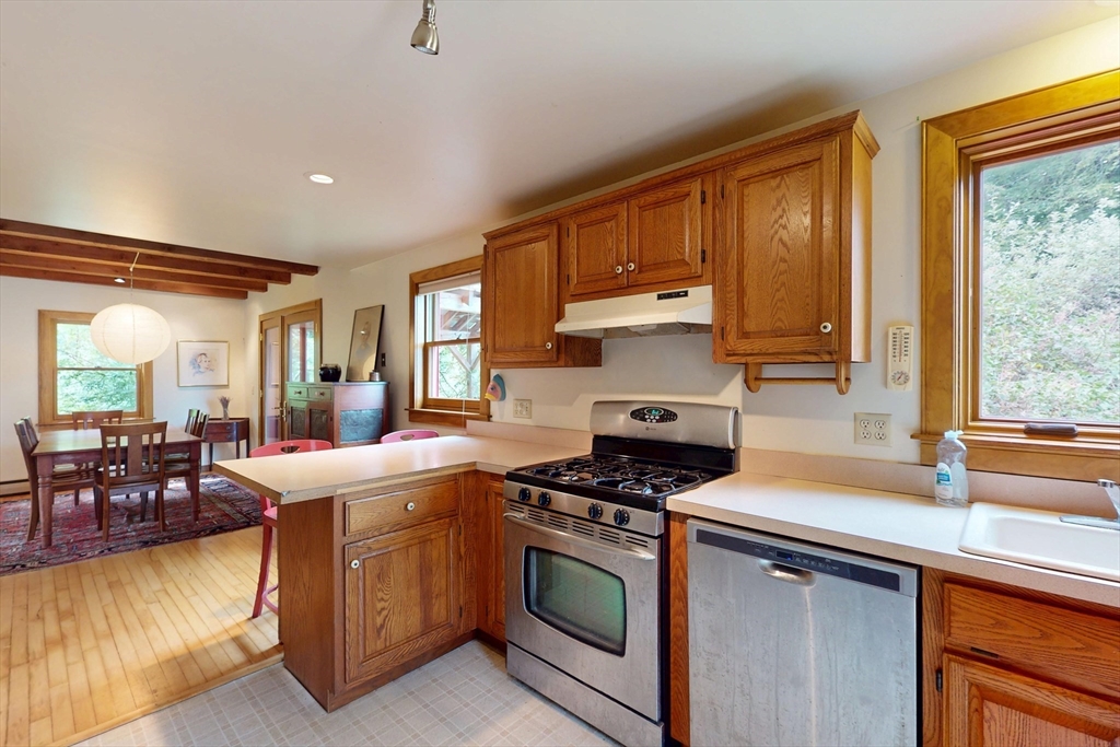 376 East Hill Road Leyden, MA 01337 - Photo 11 of 41