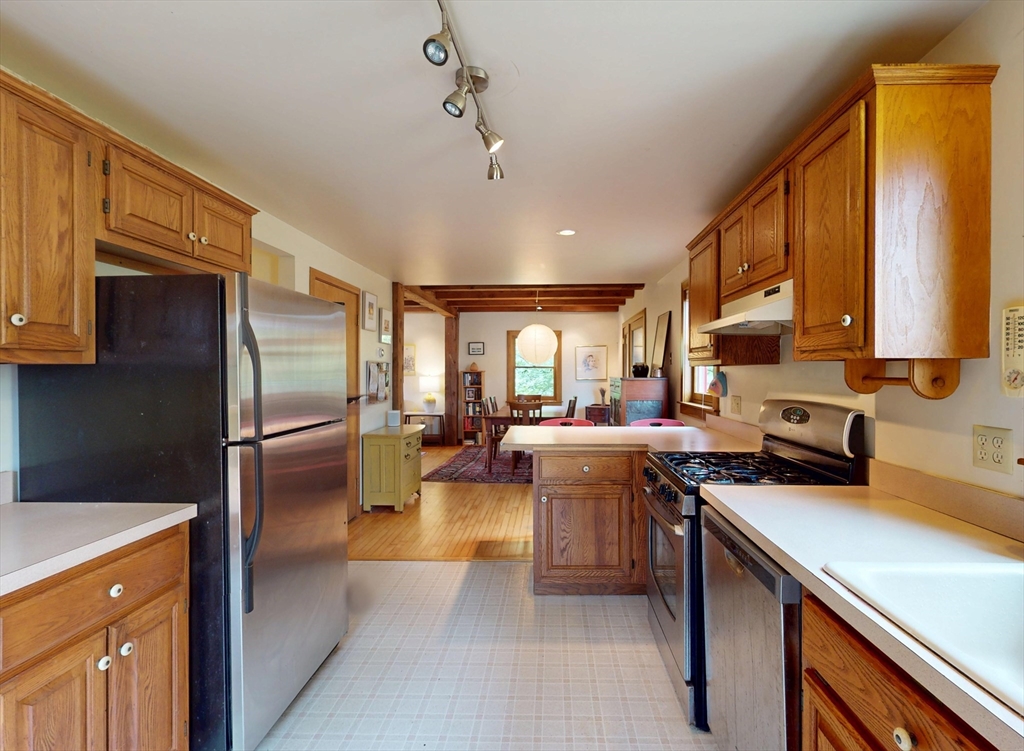 376 East Hill Road Leyden, MA 01337 - Photo 13 of 41