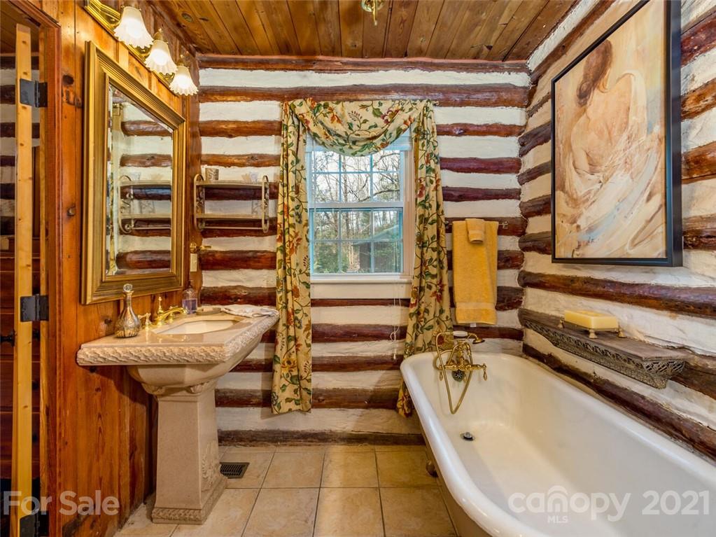 147 Lakeview Road Lake Lure, NC 28746 - Photo 17 of 30 Gallery Image 17