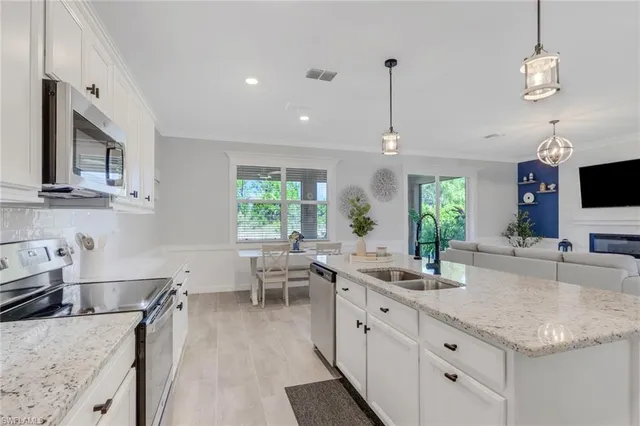 $614,900 | 2187 Cara Cara Way, Naples, FL 34120