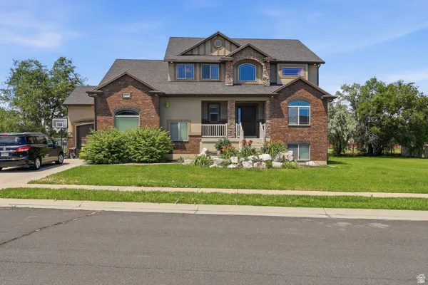 $720,990 | 5058 West 5300th Street South, Hooper, UT 84315