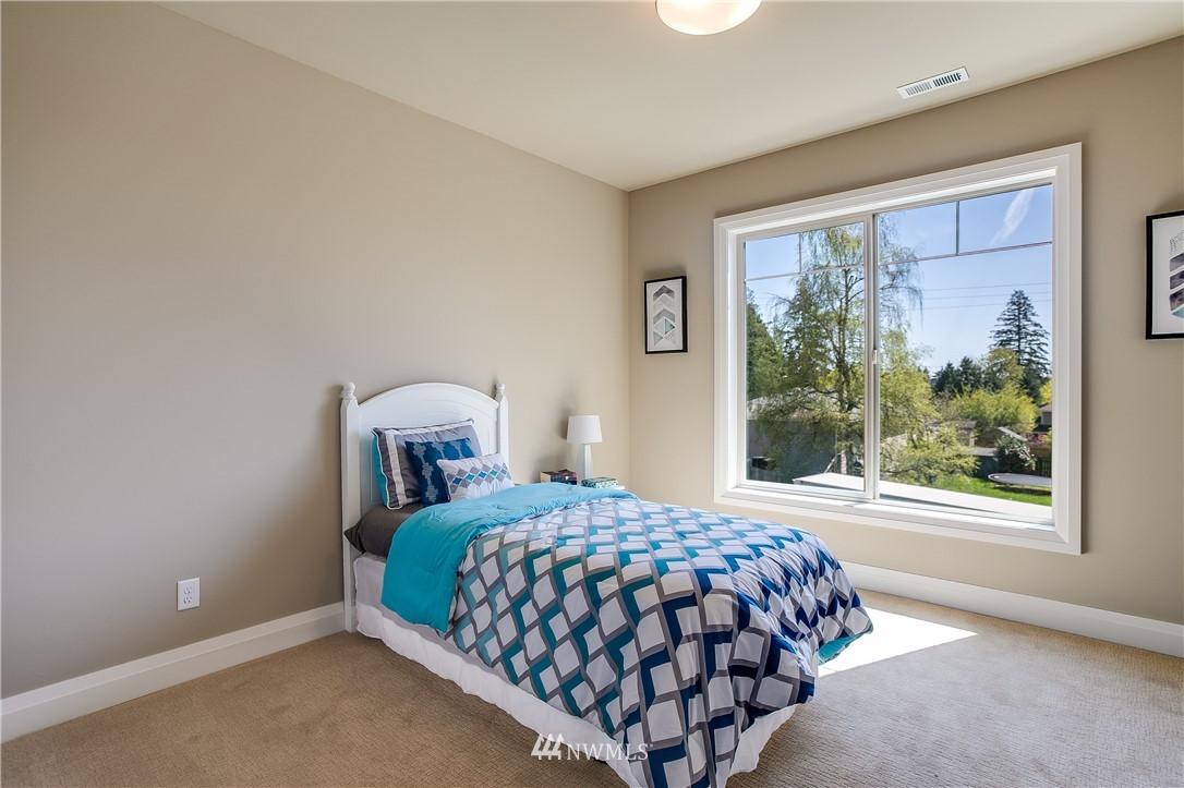 15522 Southeast 132nd Street Renton, WA 98059 - Photo 19 of 25