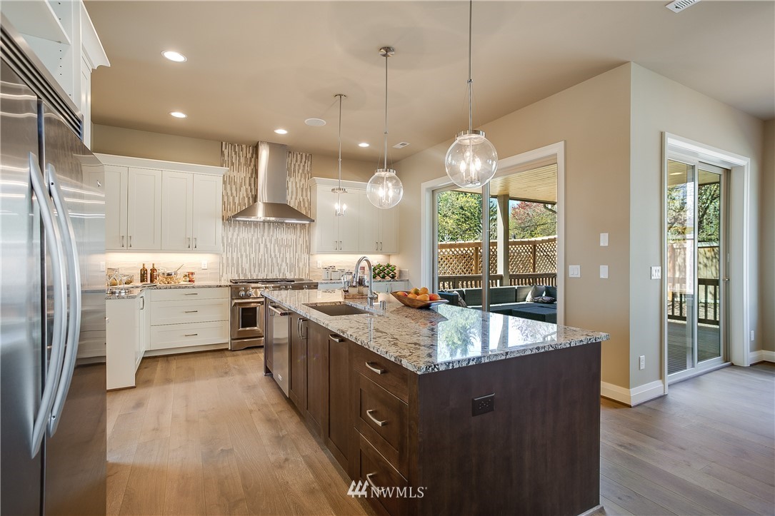 15522 Southeast 132nd Street Renton, WA 98059 - Photo 4 of 25