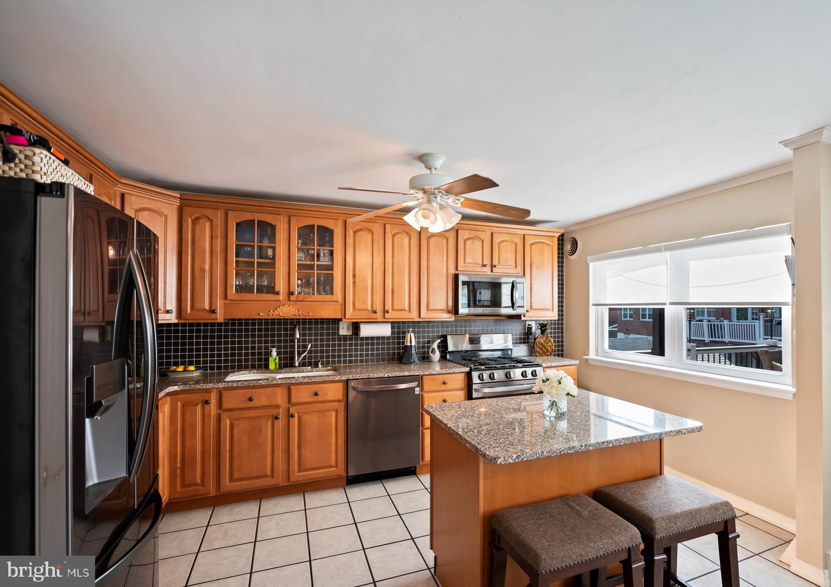 12616 Calpine Road Philadelphia, PA 19154 - Photo 8 of 38