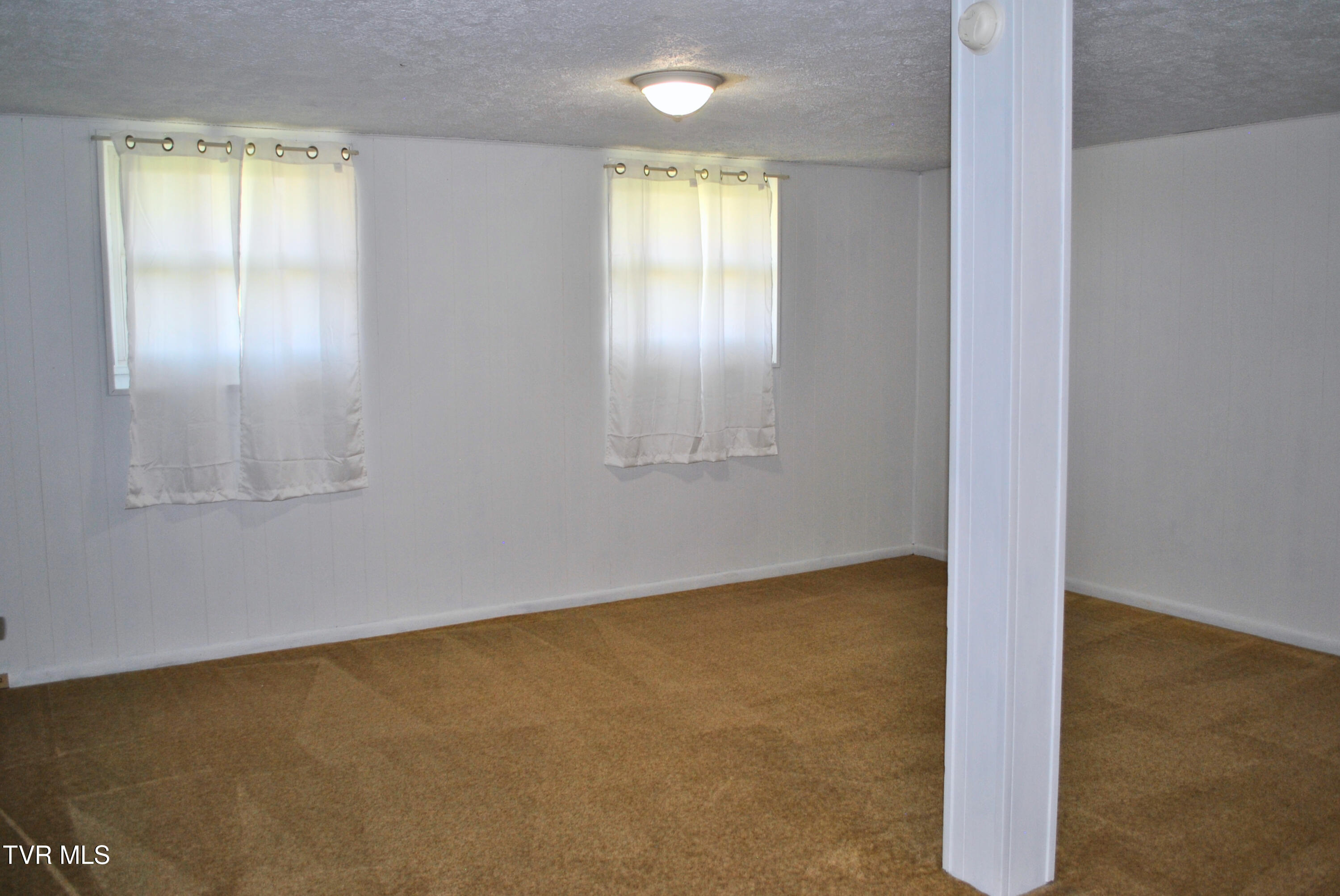 5919 Carters Valley Road Church Hill, TN 37642 - Photo 35 of 37 downstairs