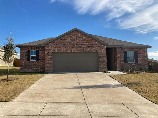 $2,295 | 2640 Salado Creek Lane, Glenn Heights, TX 75154