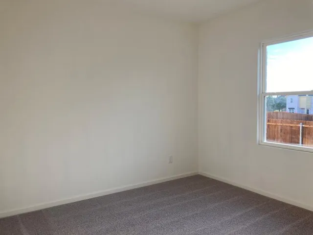 $2,295 | 2640 Salado Creek Lane, Glenn Heights, TX 75154