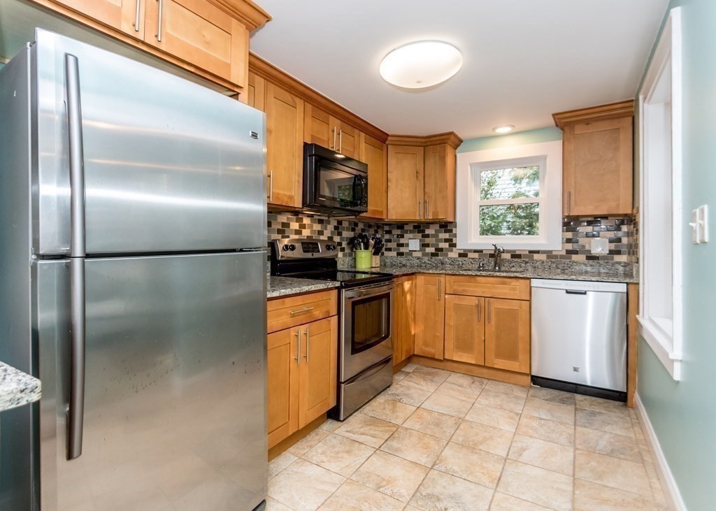 144 College Farm Road Waltham, MA 02451 - Photo 6 of 37 Gallery Image 6