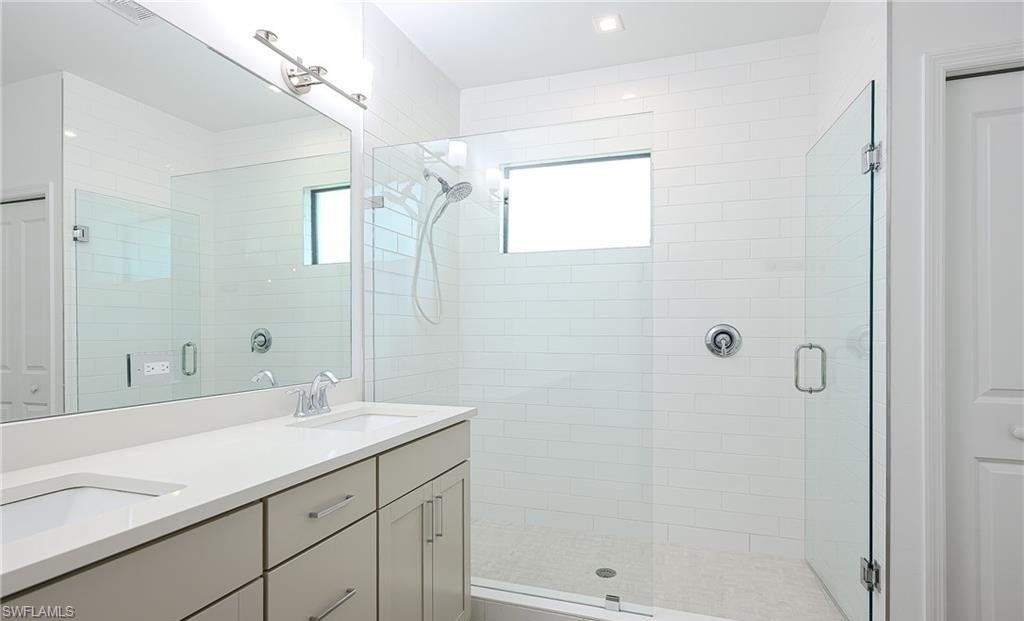 7320 Rockefeller Drive Naples, FL 34119 - Photo 13 of 28