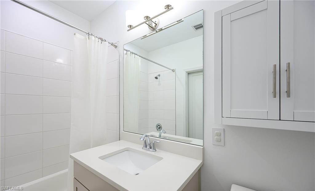 7320 Rockefeller Drive Naples, FL 34119 - Photo 17 of 28