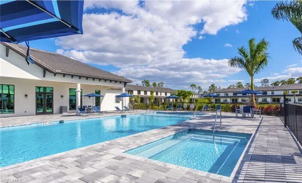 $3,200 | 7320 Rockefeller Drive, Naples, FL 34119