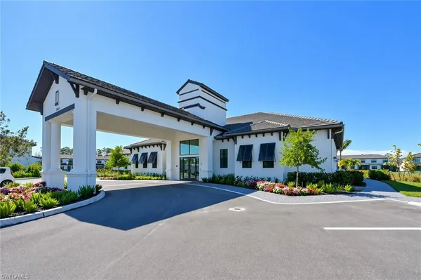 $3,200 | 7320 Rockefeller Drive, Naples, FL 34119