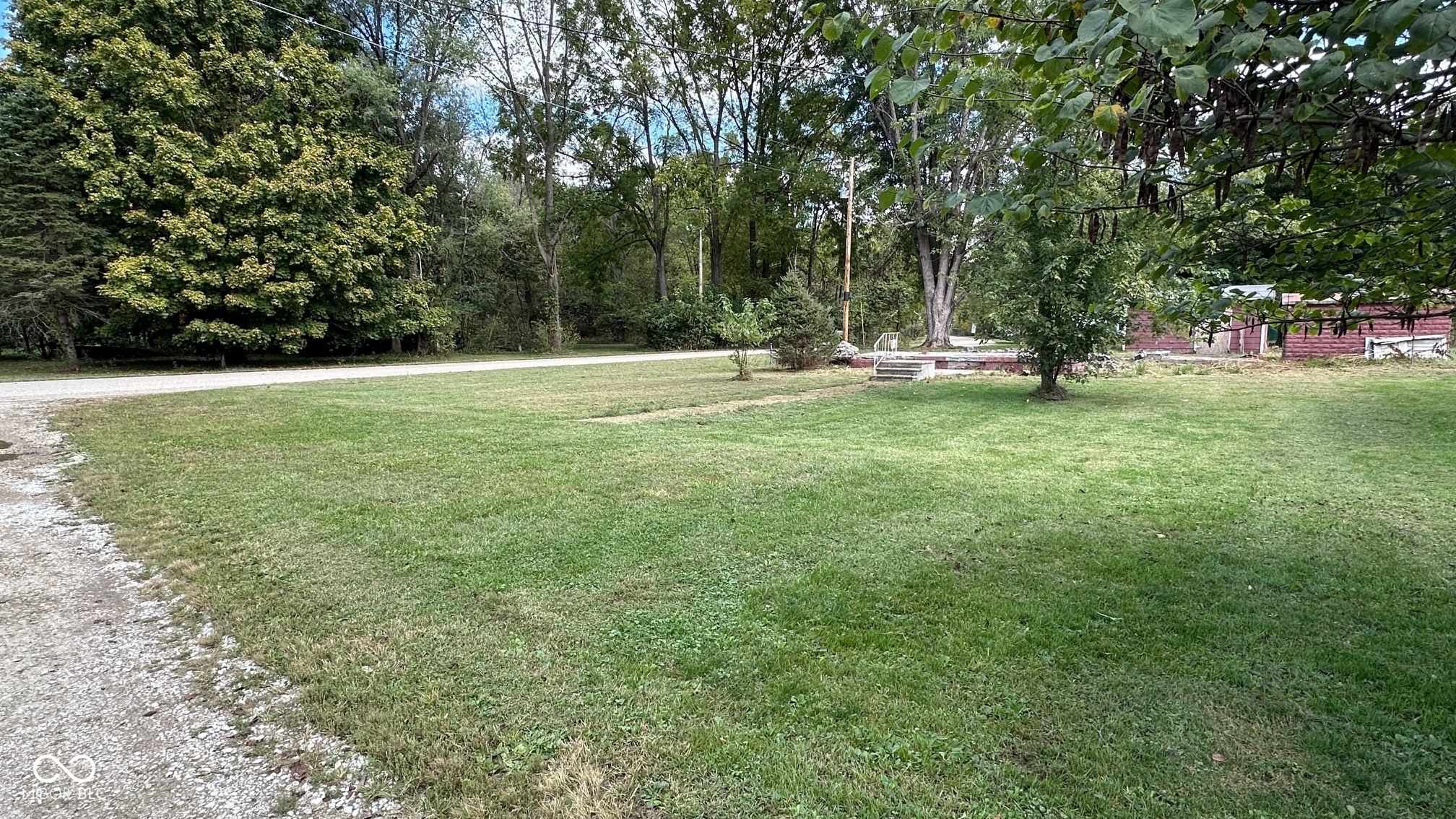 5405 Sycamore Street Rockville, IN 47872 - Photo 2 of 15