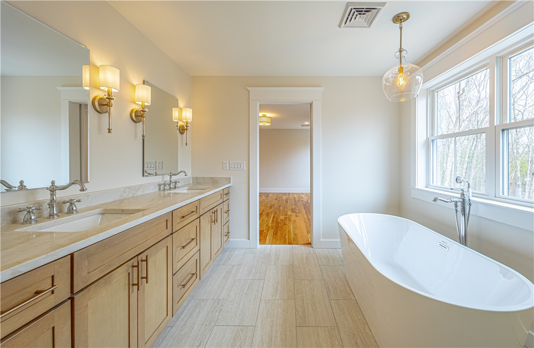 757 Cooper Road Glocester, RI 02814 - Photo 31 of 37