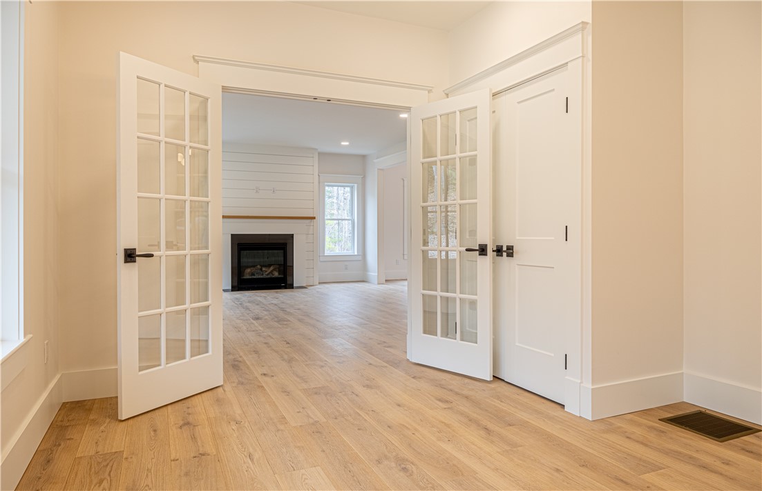 757 Cooper Road Glocester, RI 02814 - Photo 8 of 37