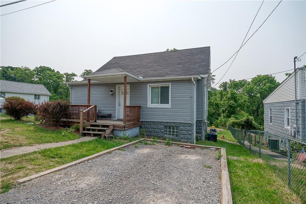 126 Tilford Road Pittsburgh, PA 15235 - Photo 22 of 32 Park off street if desired.