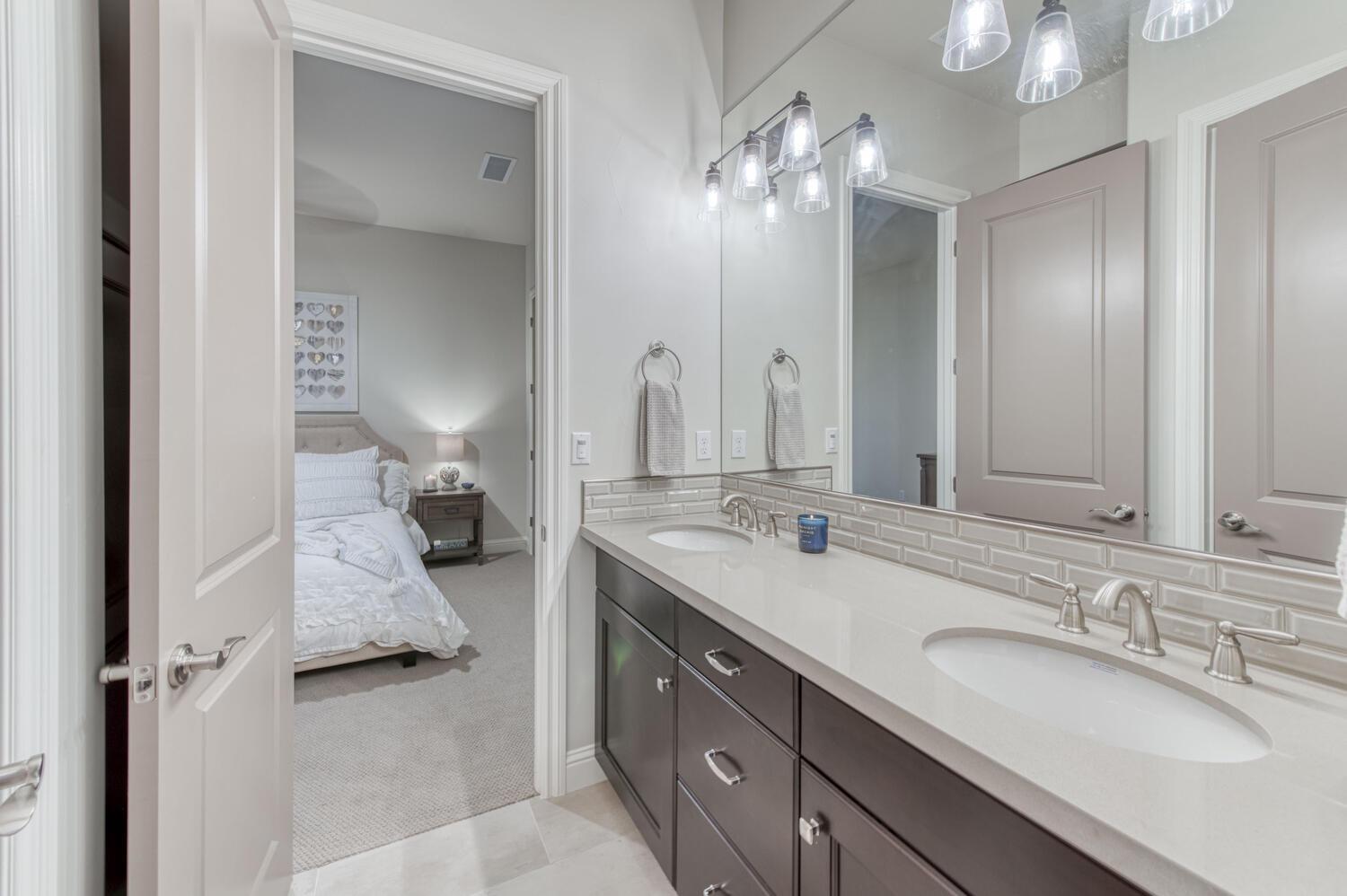 11865 North Ridgeway Drive Fresno, CA 93730 - Photo 27 of 59