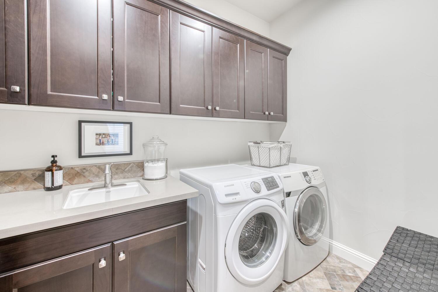 11865 North Ridgeway Drive Fresno, CA 93730 - Photo 30 of 59