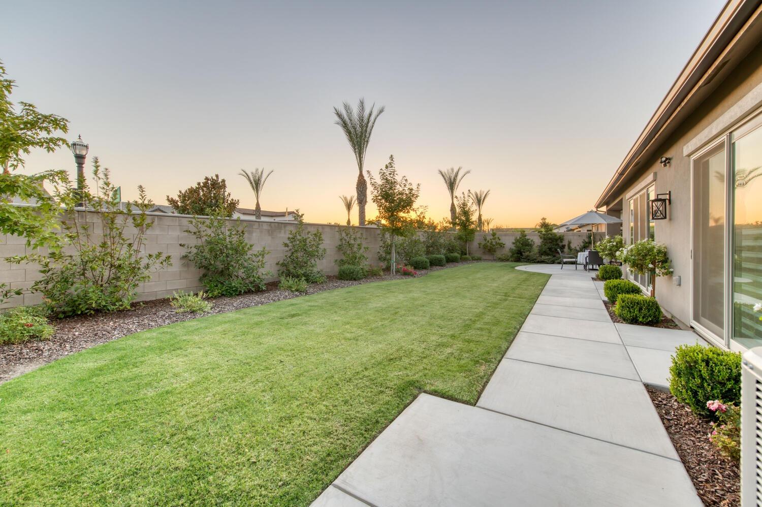 11865 North Ridgeway Drive Fresno, CA 93730 - Photo 38 of 59