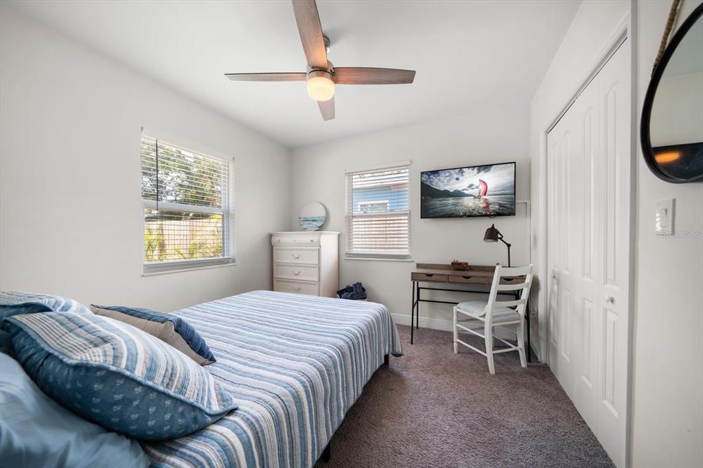 437 Lexington Street Dunedin, FL 34698 - Photo 13 of 27
