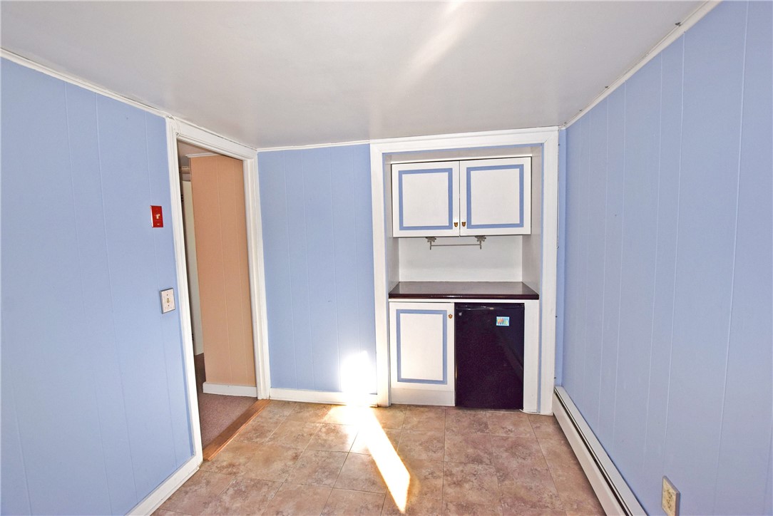 135 Reservoir Road Middletown, RI 02842 - Photo 21 of 25 Another view of mini bar