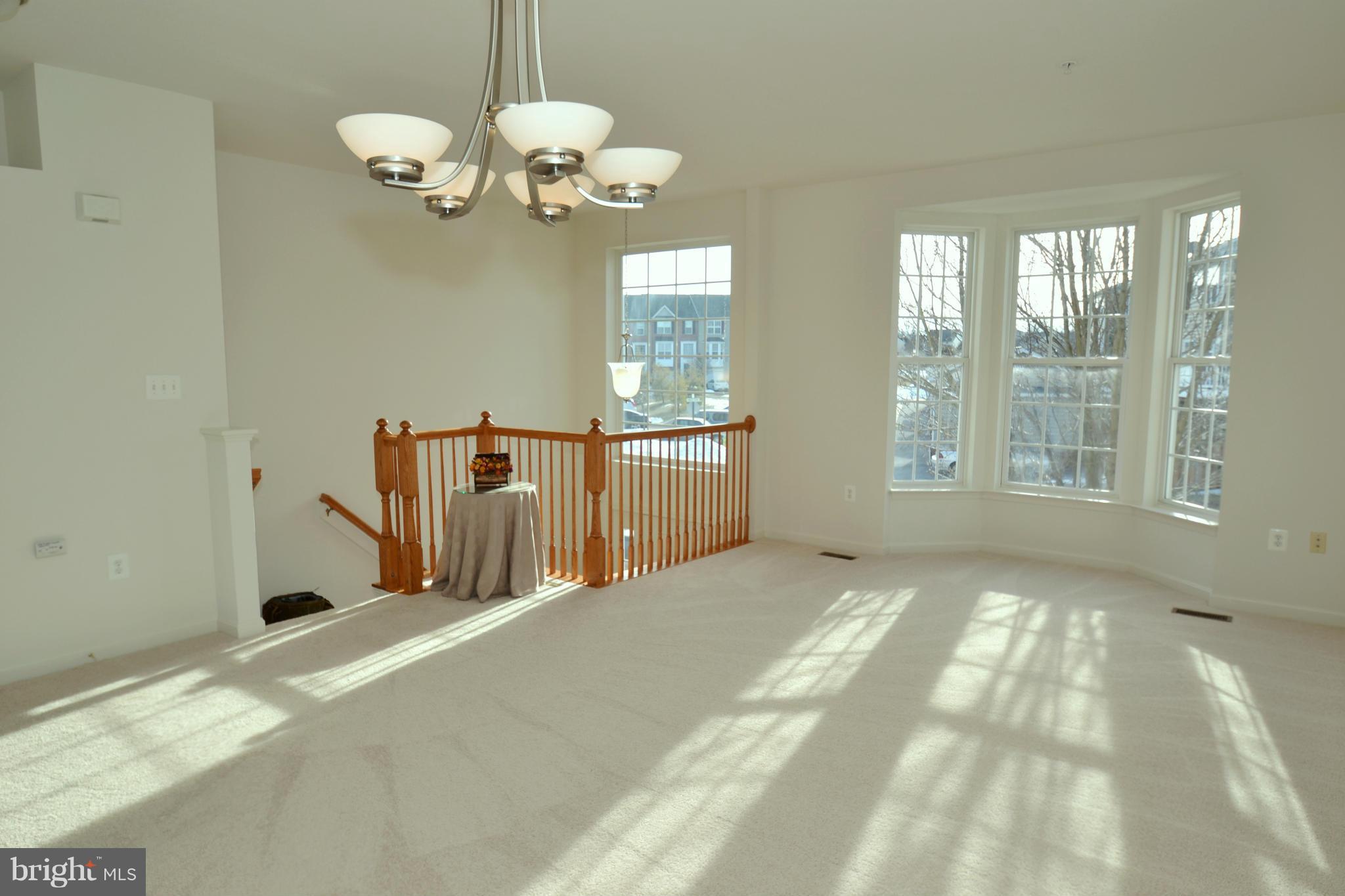 208 Timber View Court Frederick, MD 21702 - Photo 2 of 30 Living Room