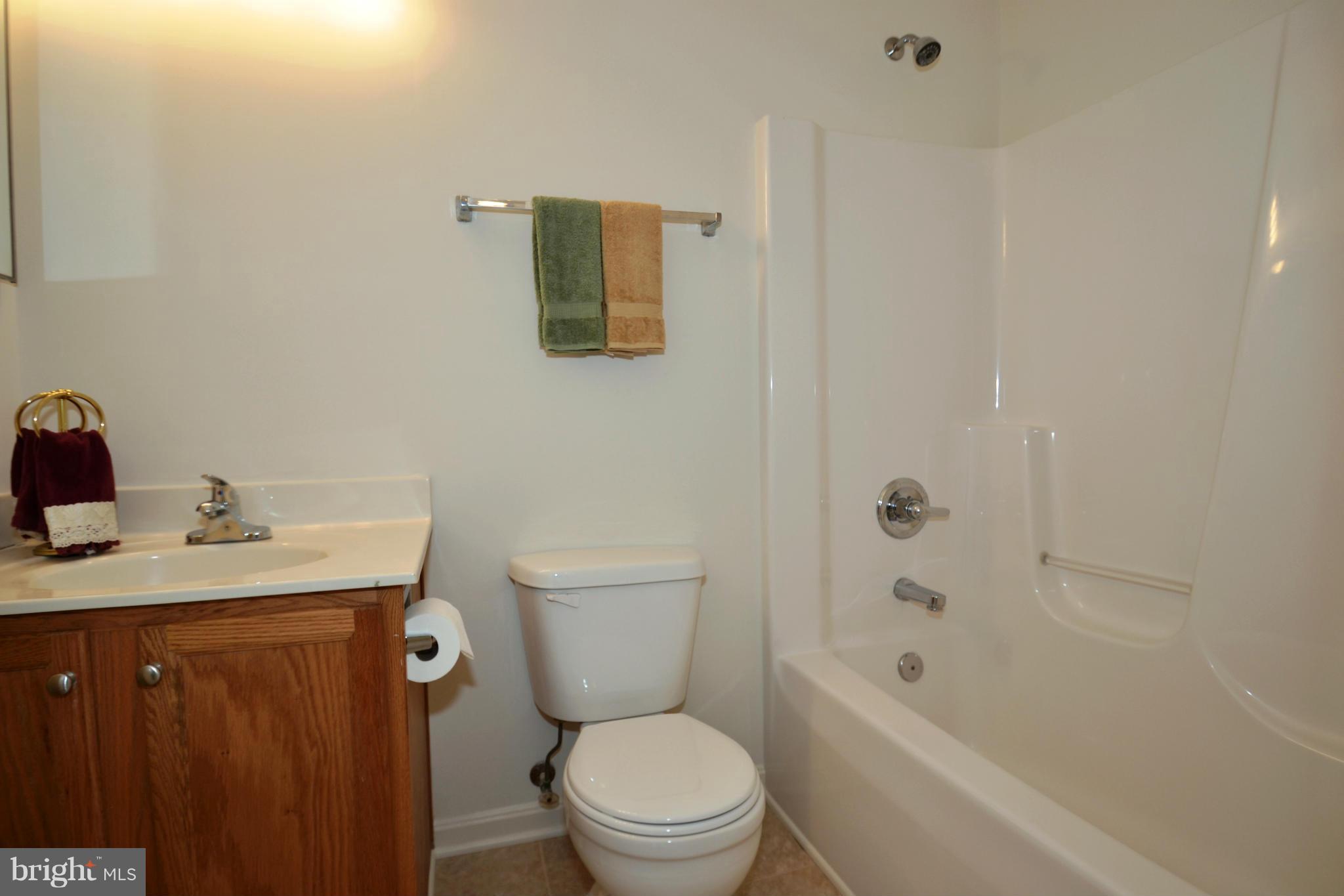 208 Timber View Court Frederick, MD 21702 - Photo 23 of 30 Bath