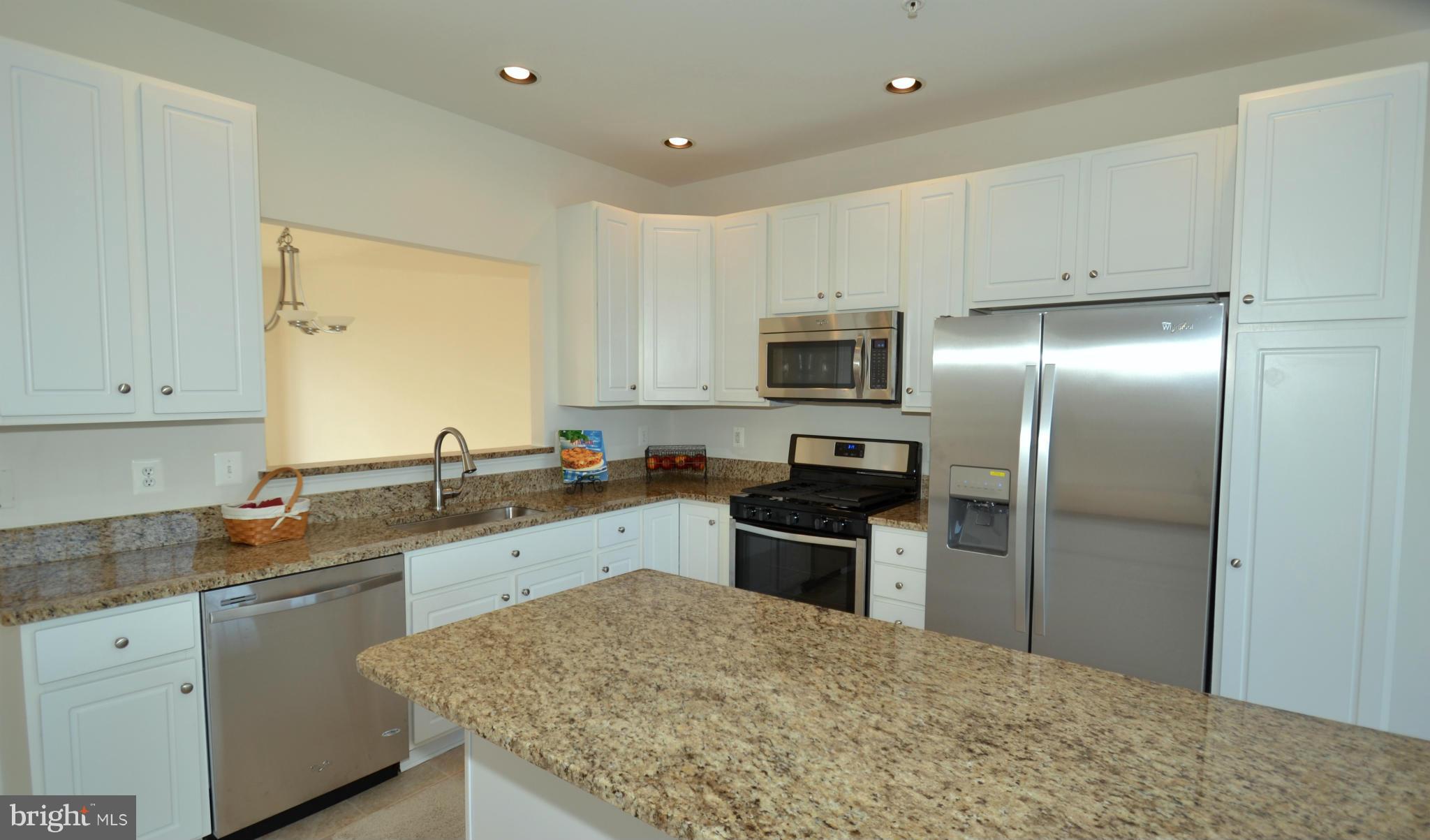 208 Timber View Court Frederick, MD 21702 - Photo 8 of 30 Kitchen