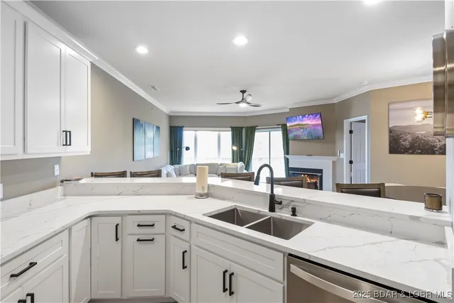 $382,400 | 34 Bristol Bay Court, Unit 4C, Lake Ozark, MO 65049