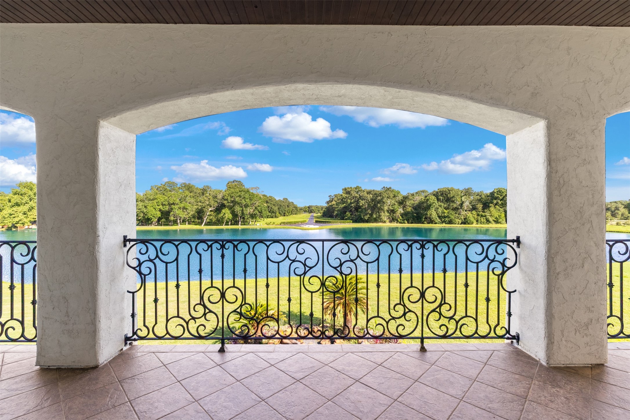19216 Fm 442 Road Needville, TX 77461 - Photo 28 of 50 2nd Floor Balcony