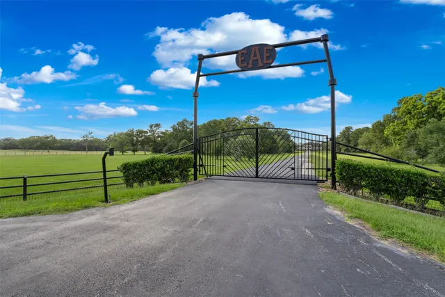$4,300,000 | 19216 Fm 442 Road, Needville, TX 77461