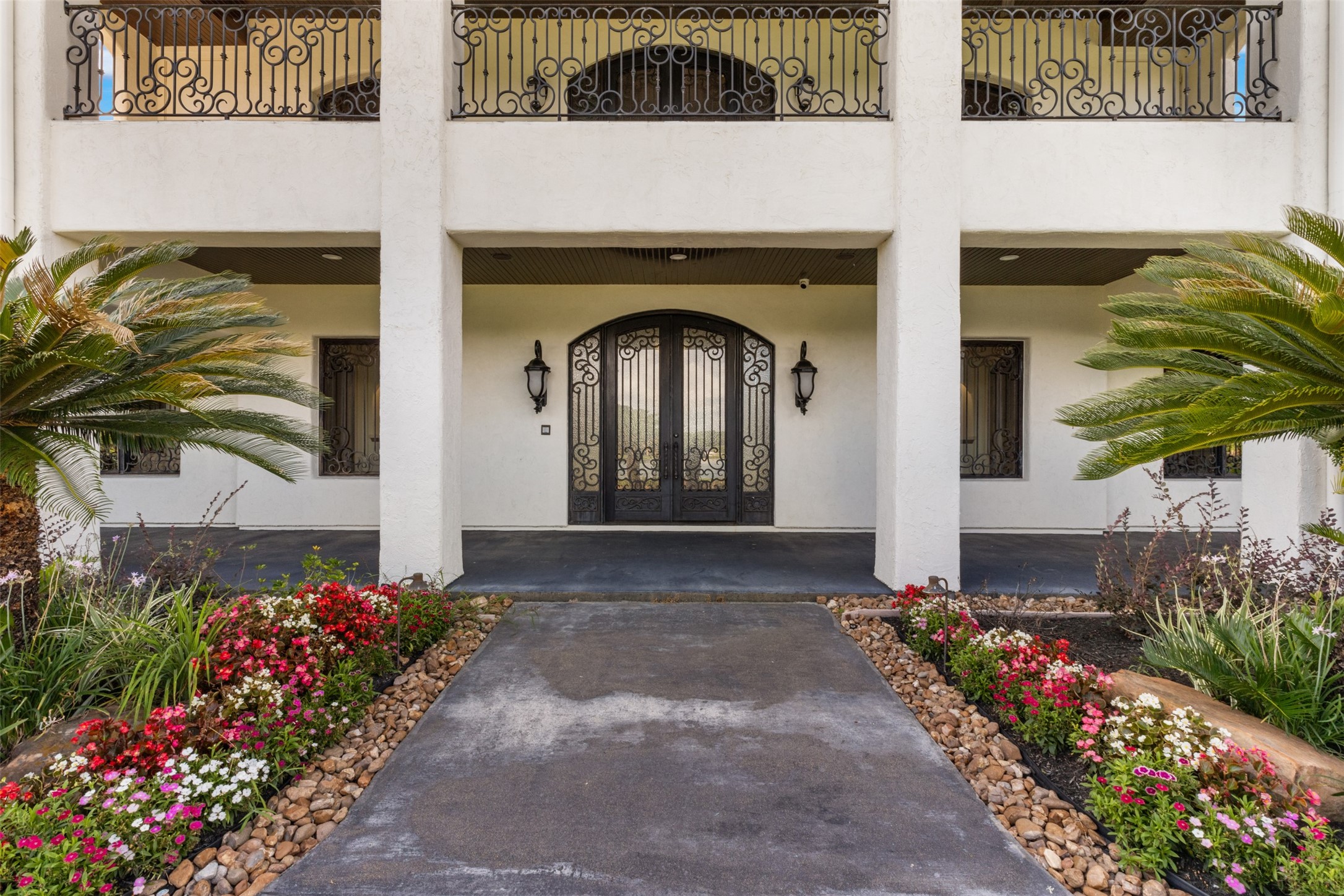19216 Fm 442 Road Needville, TX 77461 - Photo 10 of 50 Front Door
