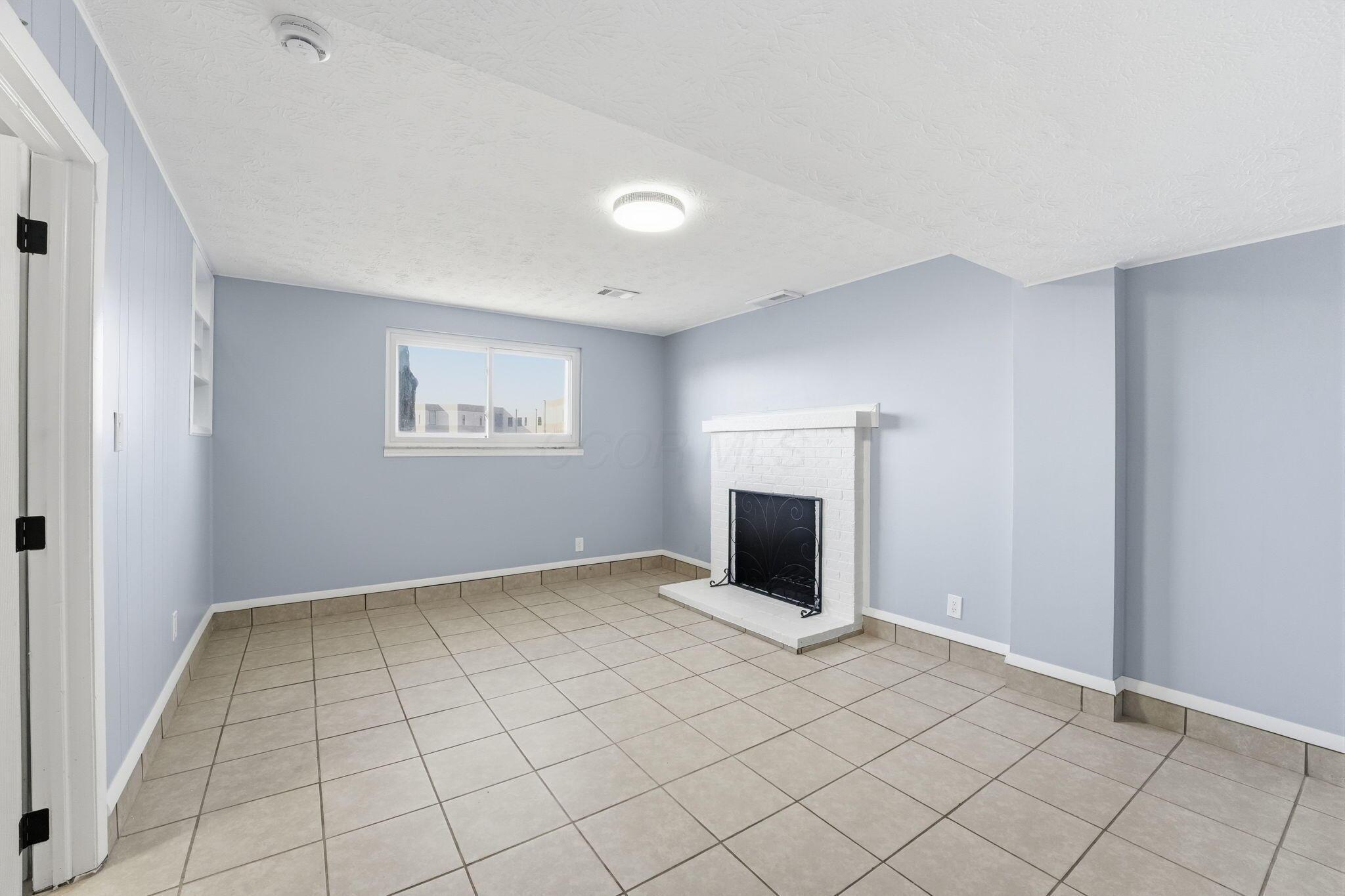 880 Lockville Road Pickerington, OH 43147 - Photo 13 of 59 35-web-or-mls-880-lockville-rd