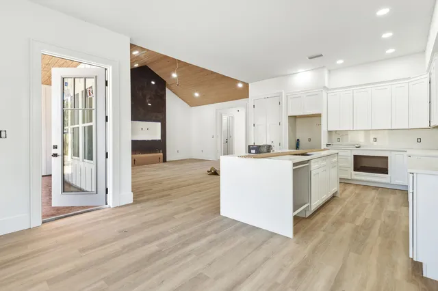 $699,000 | 61 Grizzly Street, Freeport, FL 32439