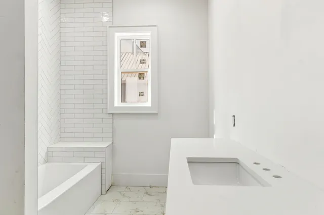 $699,000 | 61 Grizzly Street, Freeport, FL 32439