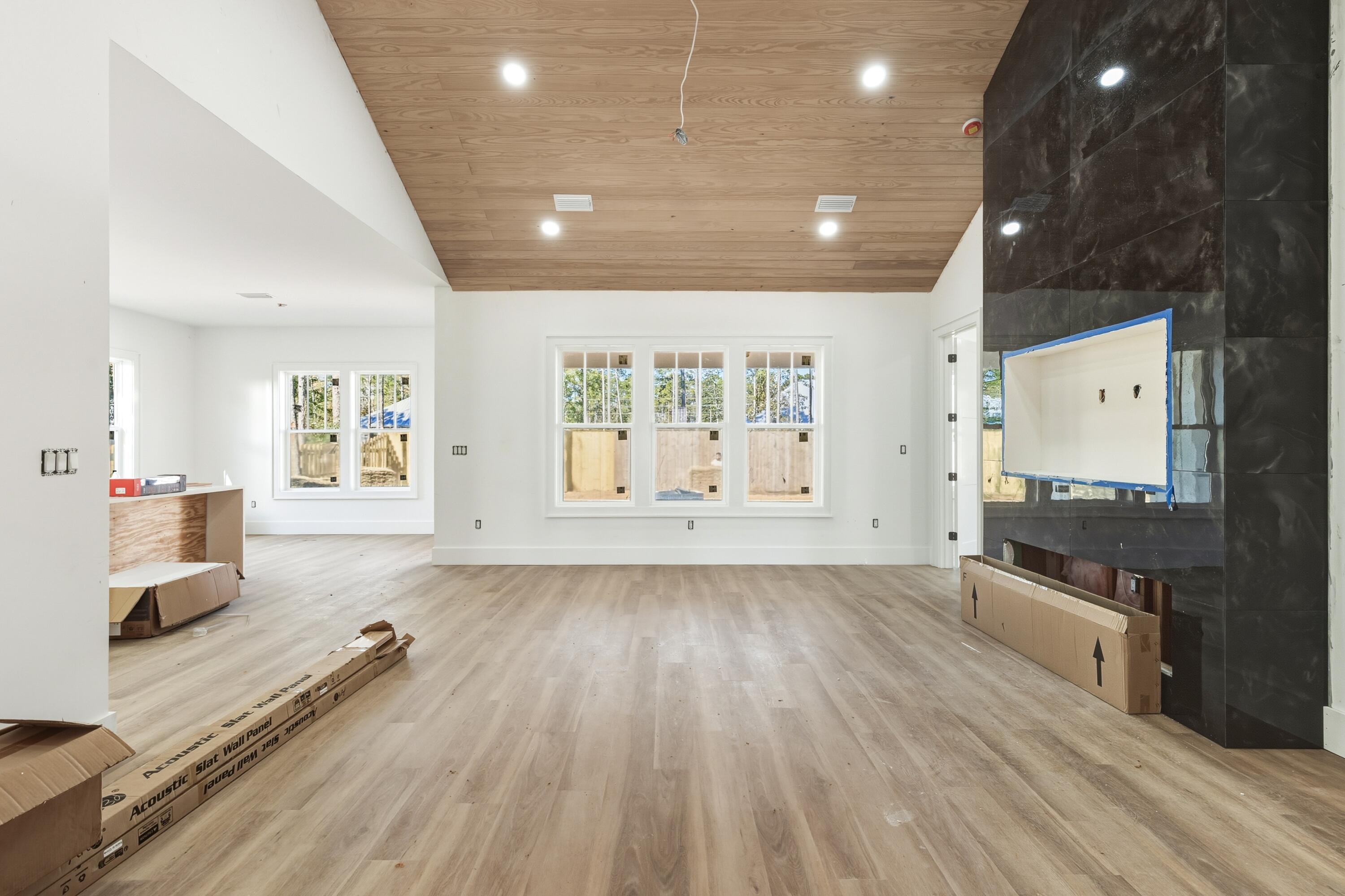 61 Grizzly Street Freeport, FL 32439 - Photo 5 of 37 61 Grizzly Street E-11