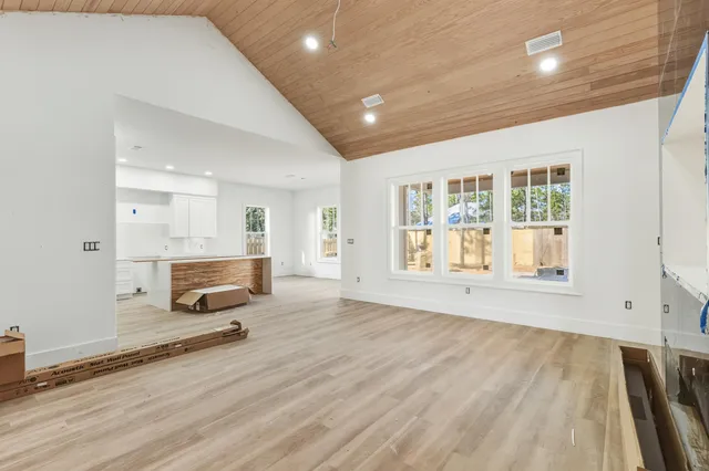 $699,000 | 61 Grizzly Street, Freeport, FL 32439