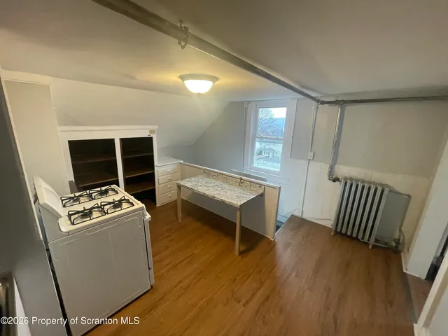 $1,400 | 949 North Irving Avenue, Unit 3, Scranton, PA 18510