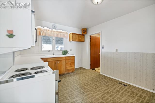 15 Scotland Road Pueblo, CO 81001 - Photo 21 of 48 Gallery Image 21