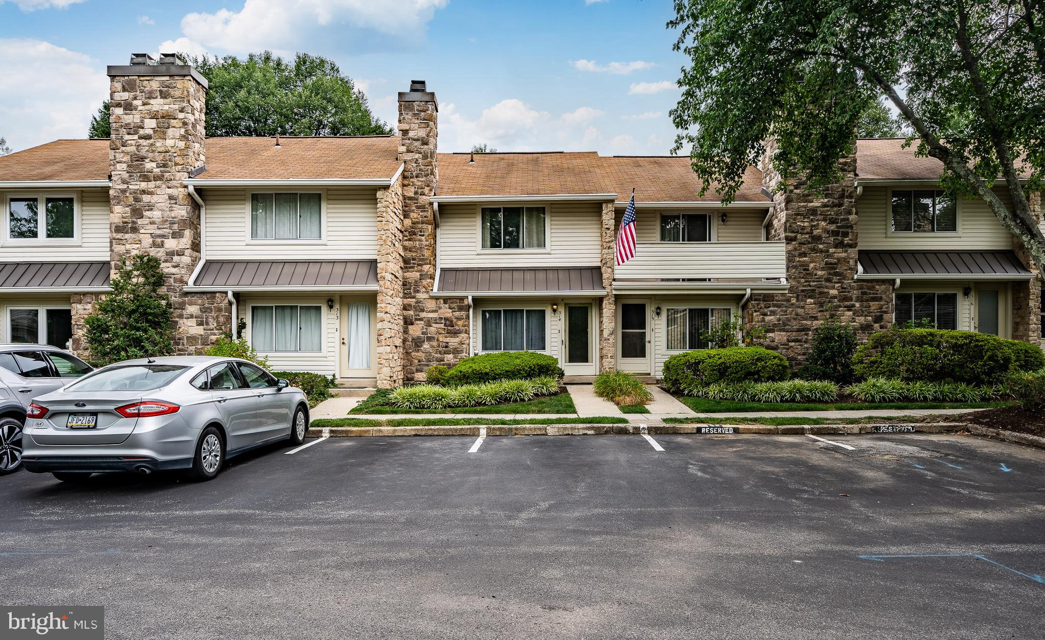 314 Headhouse Court, Unit 314 Chesterbrook, PA 19087 - Photo 2 of 28 exterior front