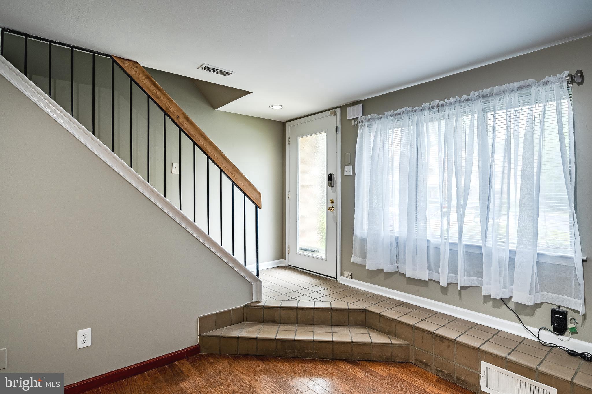 314 Headhouse Court, Unit 314 Chesterbrook, PA 19087 - Photo 8 of 28 Steps to livign room from front door