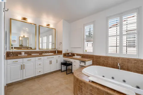 $2,495,000 | 456 Vanessa Way, Danville, CA 94506