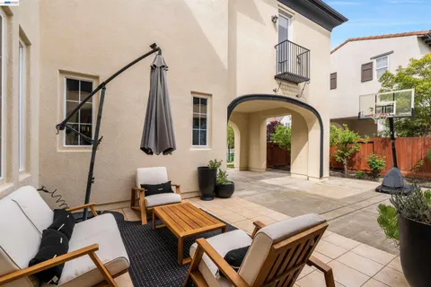 $2,495,000 | 456 Vanessa Way, Danville, CA 94506