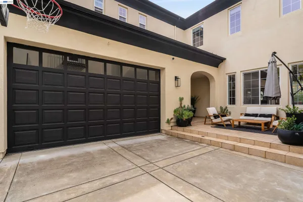 $2,495,000 | 456 Vanessa Way, Danville, CA 94506