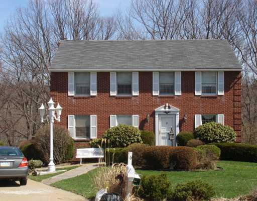 16 Fawn Ridge Drive McKees Rocks, PA 15136 - Photo 1 of 18 Exterior Front.